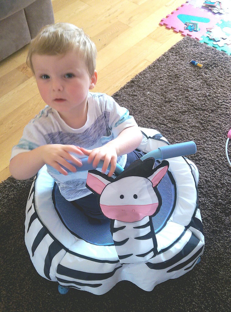 A Zebra Toddler Trampoline by GetGo **Review**